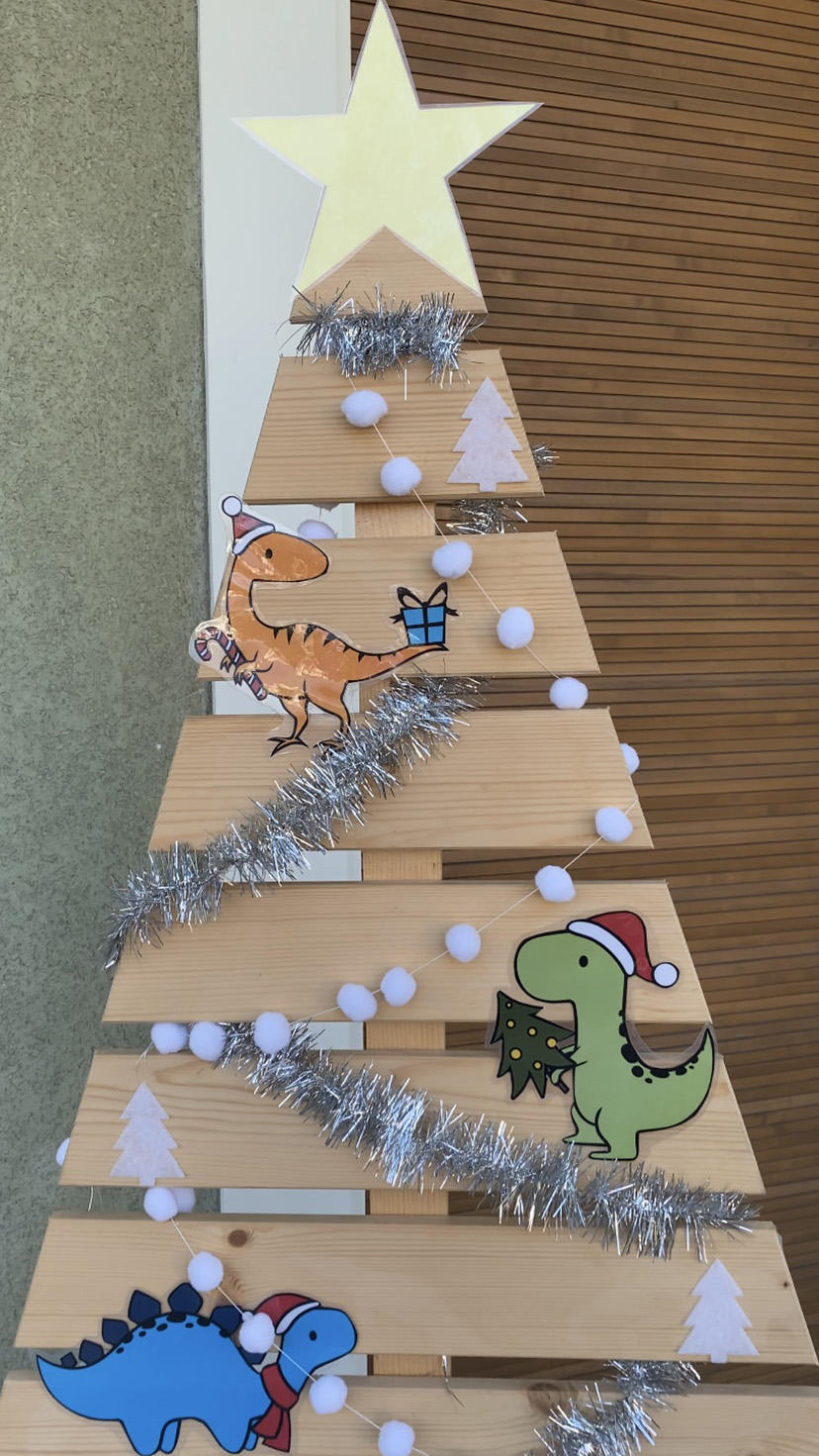 Un sapin de Noël dinosaure