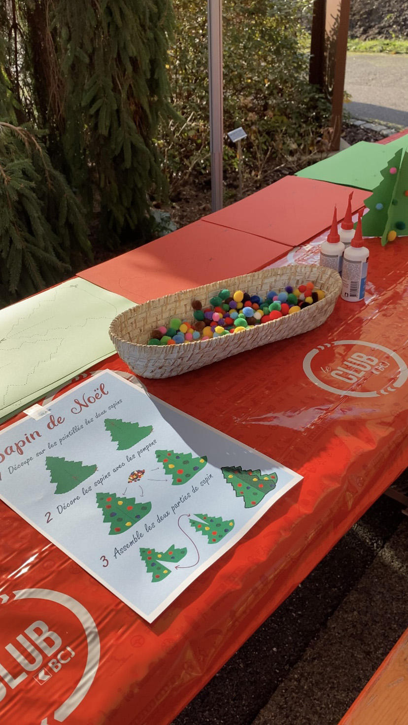Un bricolage sapin de Noël